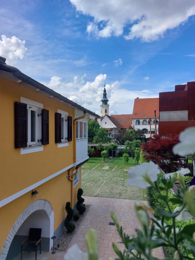 Gaestehaus Ferk - Fruehstueckspension, Bed & Breakfast Μπαντ Ράντκεσμπουργκ Εξωτερικό φωτογραφία